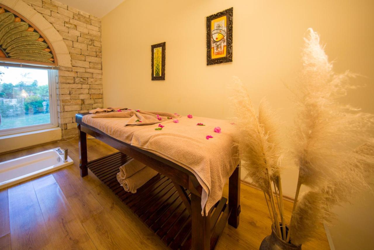 Salmakis Resort & Spa Bodrum Bagian luar foto